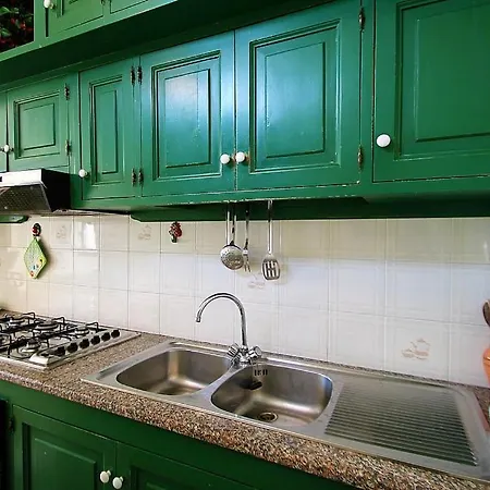 Sleeps 2 Air Con Wifi Positano